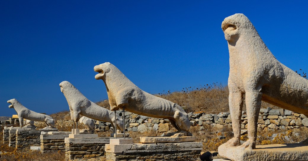 Remains of Delos town avenue of Lions