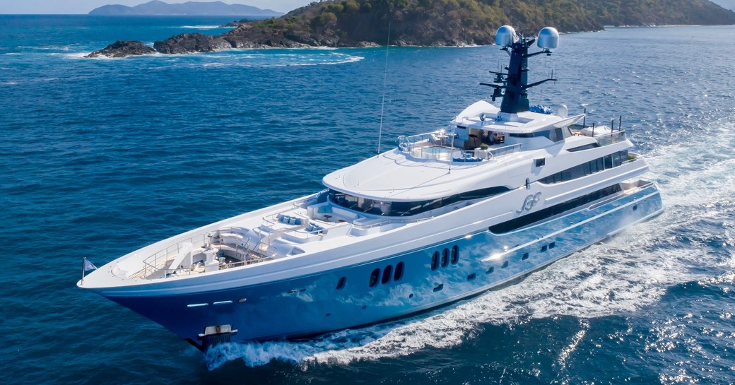 Charter yacht SCOTT FREE at sea