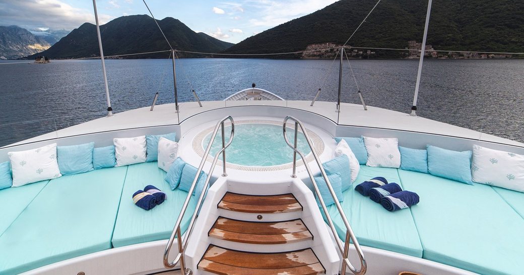 Deck Jacuzzi onboard charter yacht TRIDENT