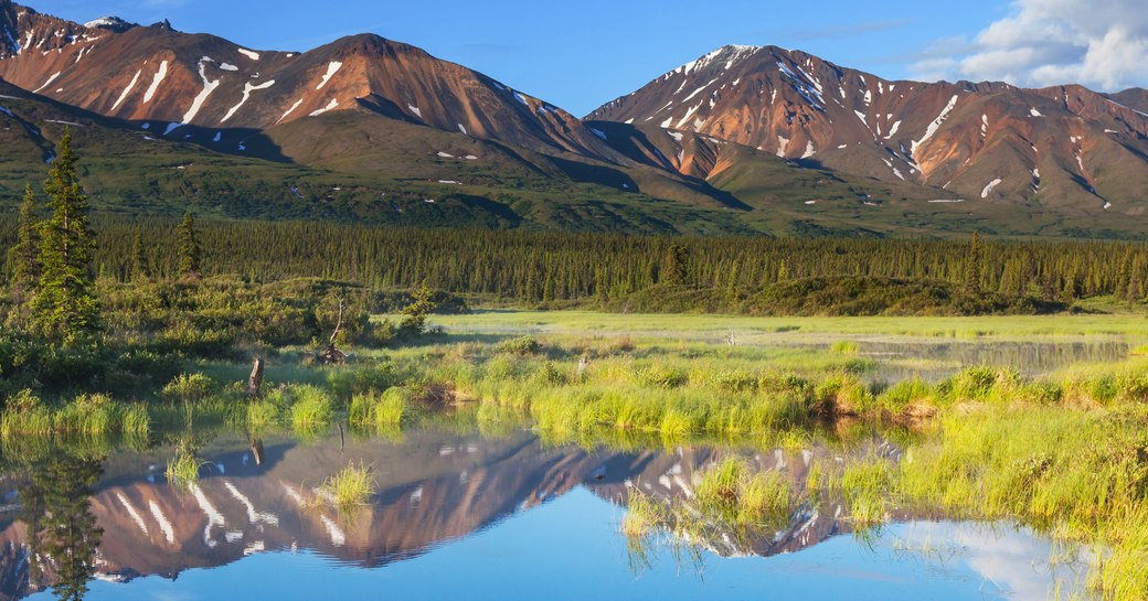 Alaska with mountains and water