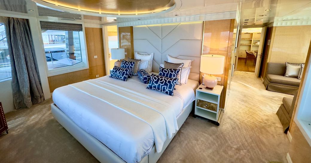 Master cabin with central berth onboard charter yacht SEAKID II