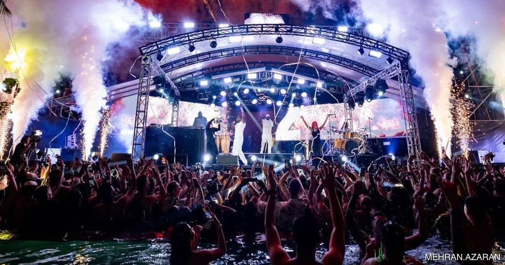 Atlas Beach Club Bali pool, concert, party