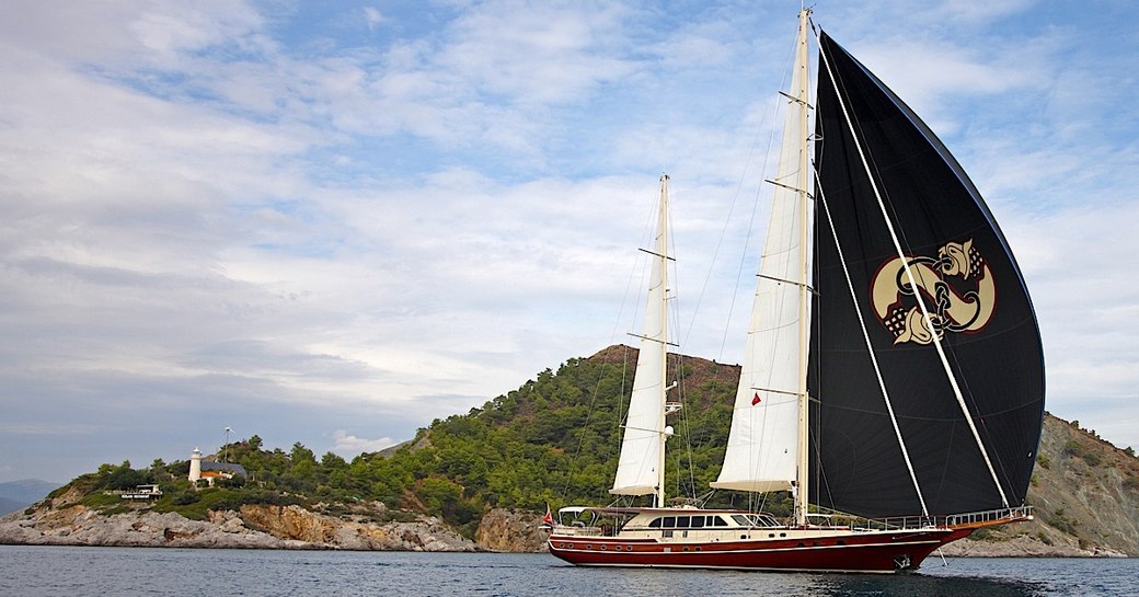 luxury yacht DAIMA cruising on a charter vacation in Turkey