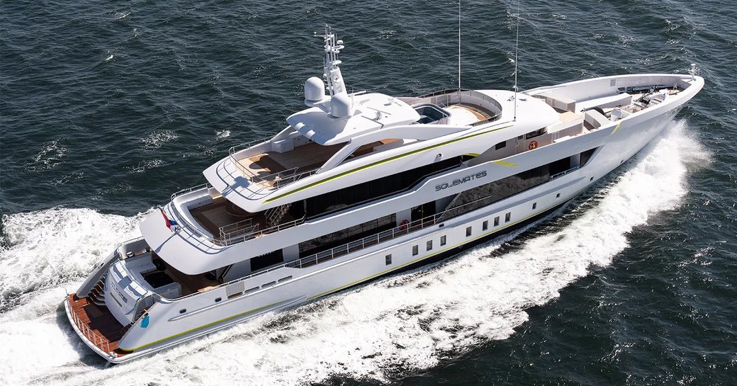 Charter yacht SOLEMATES running, surrounded by sea