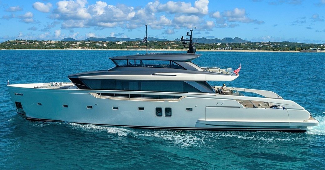 Luxury yacht charter ANOTHER ONE at sea