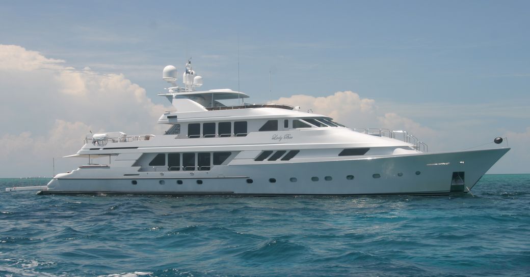 luxury yacht ‘Lady Bee’ cruising for charter in the Bahamas