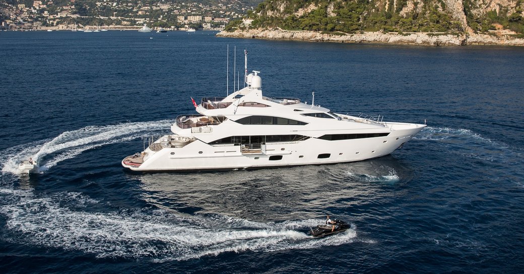 superyacht THUMPER on a Mediterranean yacht charter