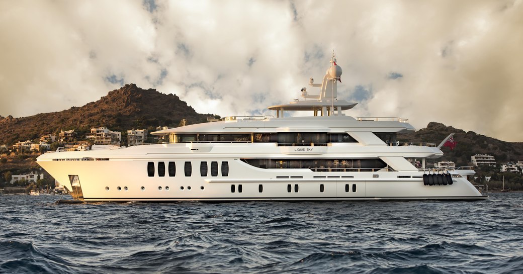 superyacht Liquid Sky underway during a Mediterranean yacht charter