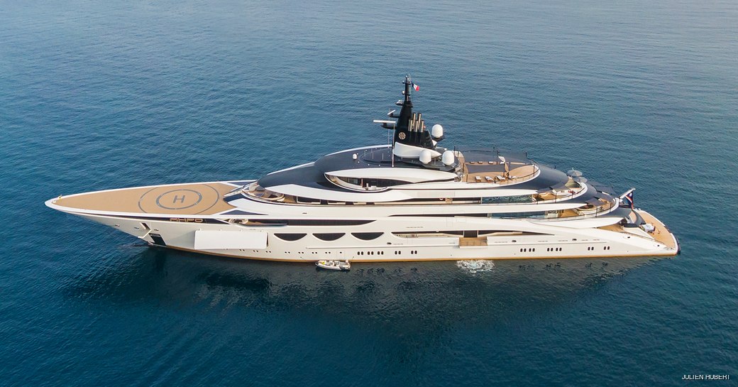 Charter yacht AHPO