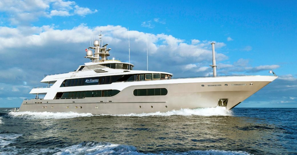 superyacht My Seanna cruising underway during a South of France yacht charter