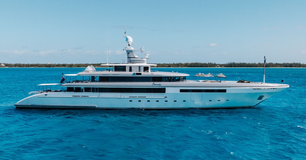 Charter yacht ETERNITY at sea