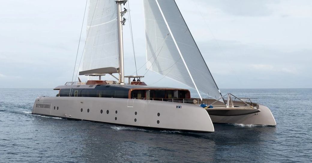 Charter yacht ARTEXPLORER at sea