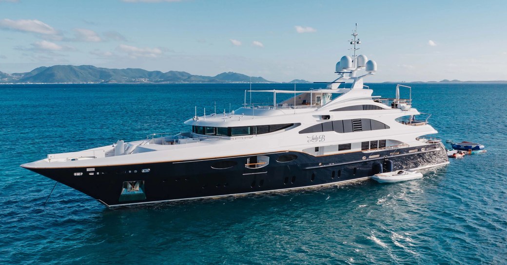 Charter yacht LADY B at anchor surrounded by sea