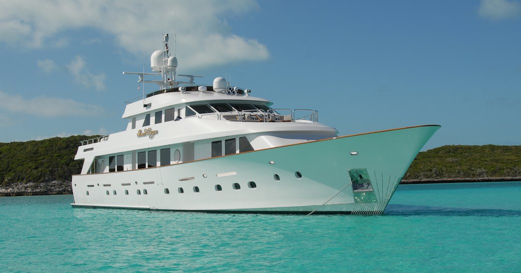 motor yacht ‘Sweet Escape’ anchored on a private yacht charter