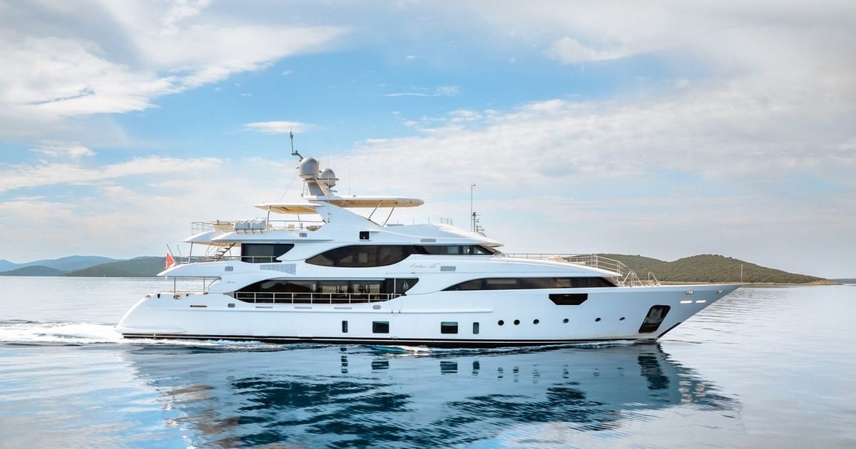 LADY MRD offers 15% discount on remaining September Croatia yacht charters