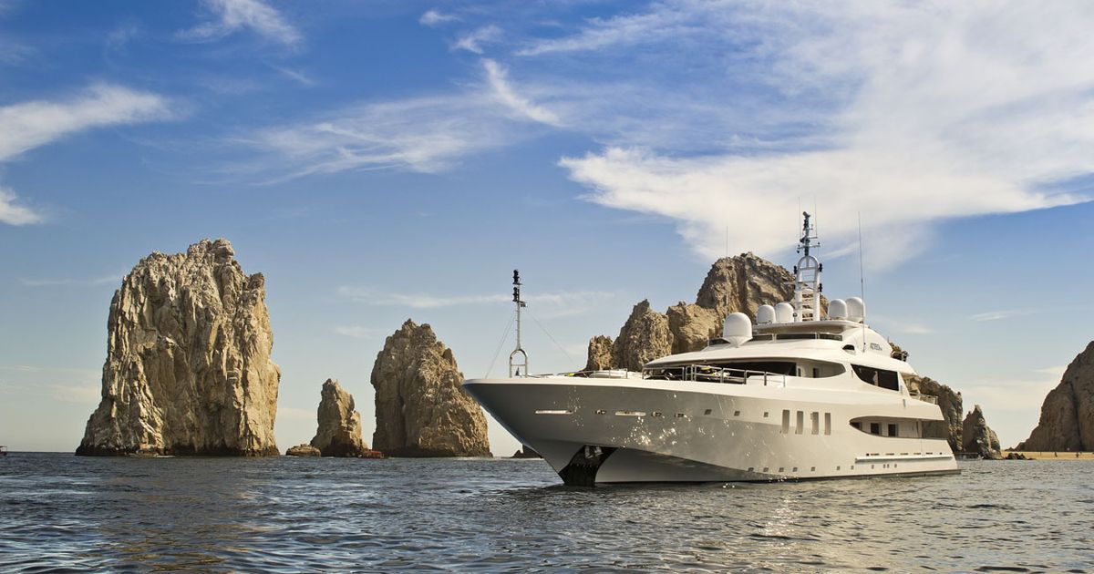 superyachts in mexico