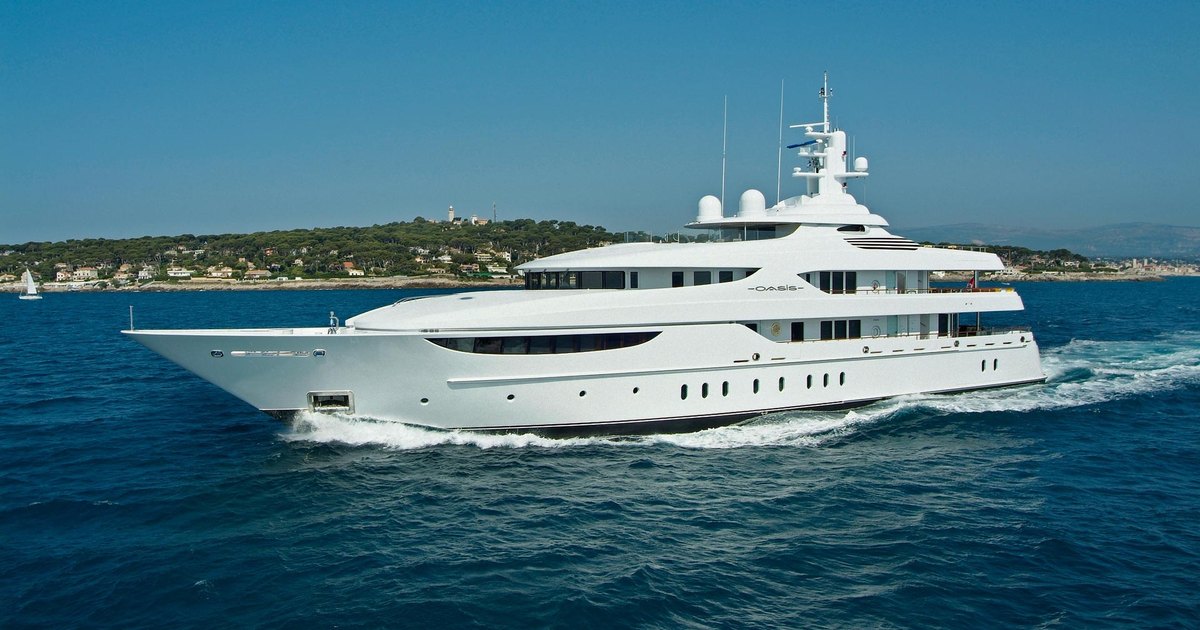 Superyacht OASIS Offering Luxury Caribbean Charters | YachtCharterFleet