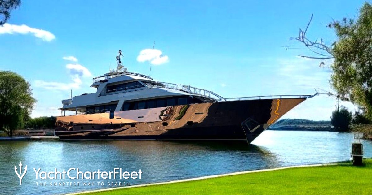 ramucun3^8  ロイヤルクイーン QUEEN ROYAL Yacht - Higashi Marine