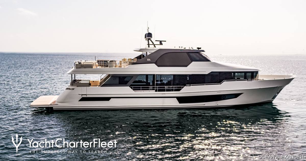OCEAN ALEXANDER 32L/15 Yacht Photos - Ocean Alexander