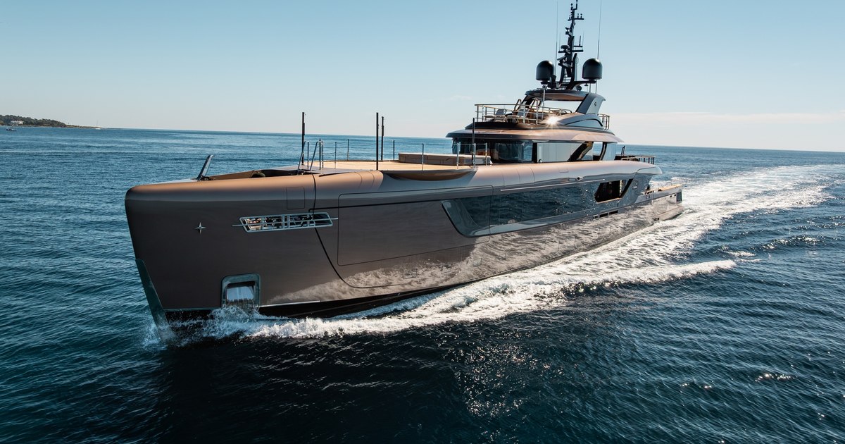 Superyacht rental RAJA² offers 15% off September Croatia yacht charters