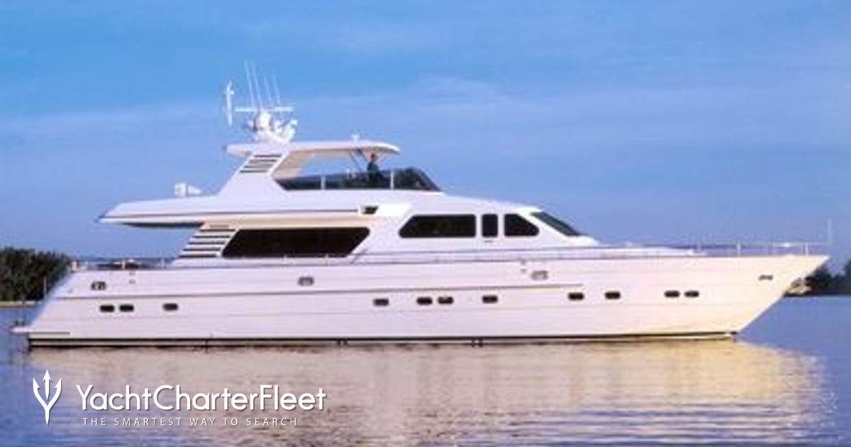 luxury yacht hire sunshine coast