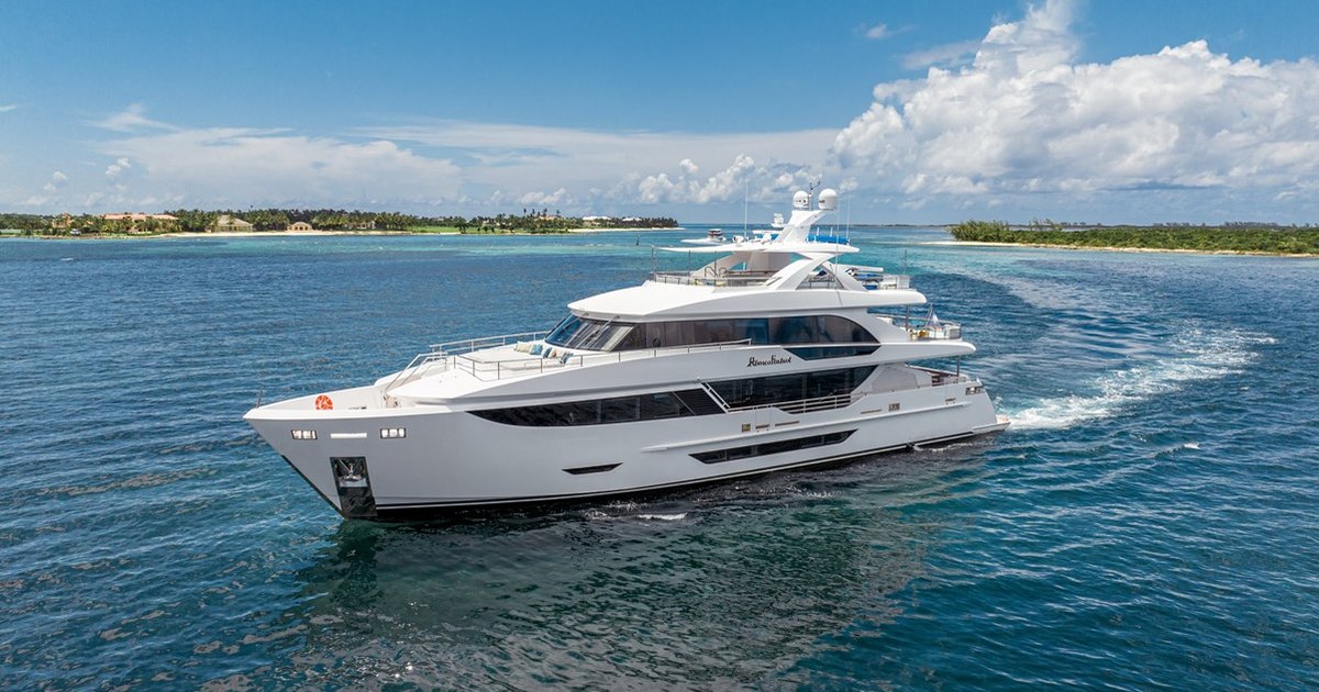 Luxury Yacht CYNDERELLA Joins Caribbean Yacht Charter Fleet