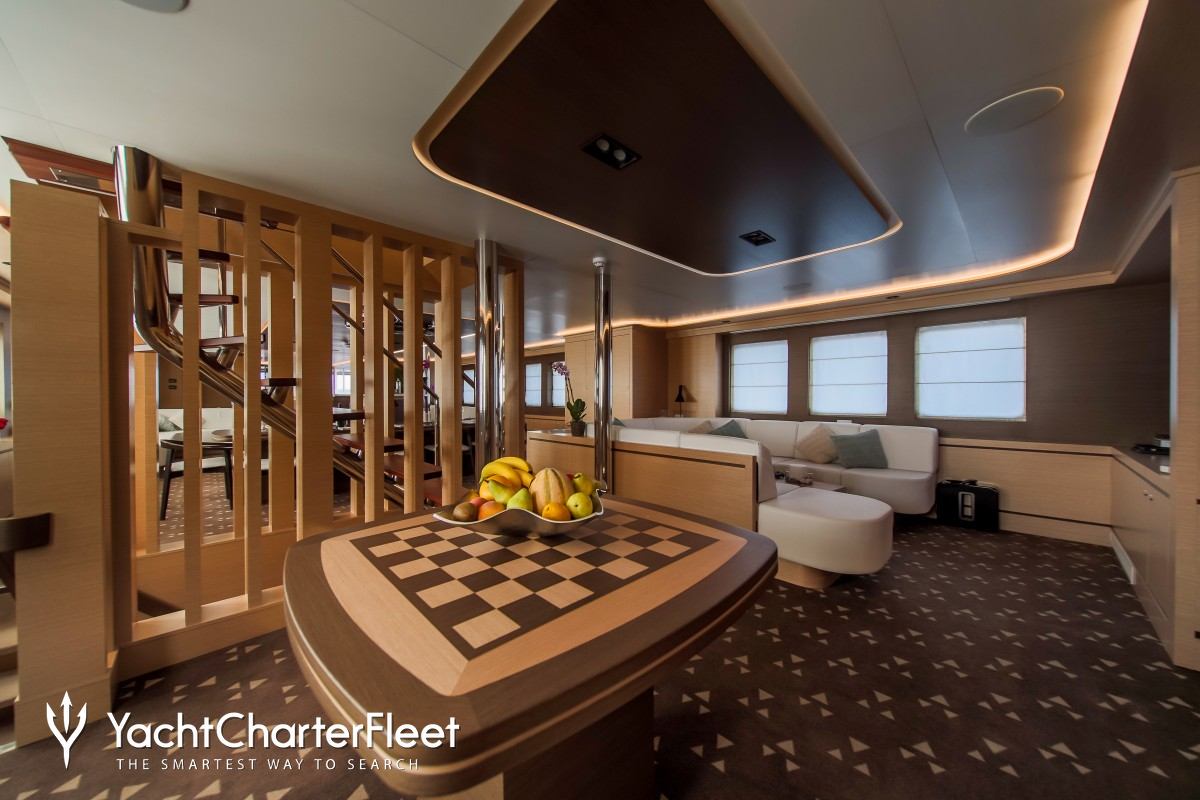 OMNIA Yacht Charter Price - Brodosplit Luxury Yacht Charter