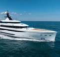 Superyacht Charter AMOR A VIDA Wins Robb Report's Prestigious Best of the Best Award