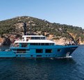 5 reasons why you should choose KING BENJI for your next Mediterranean yacht charter