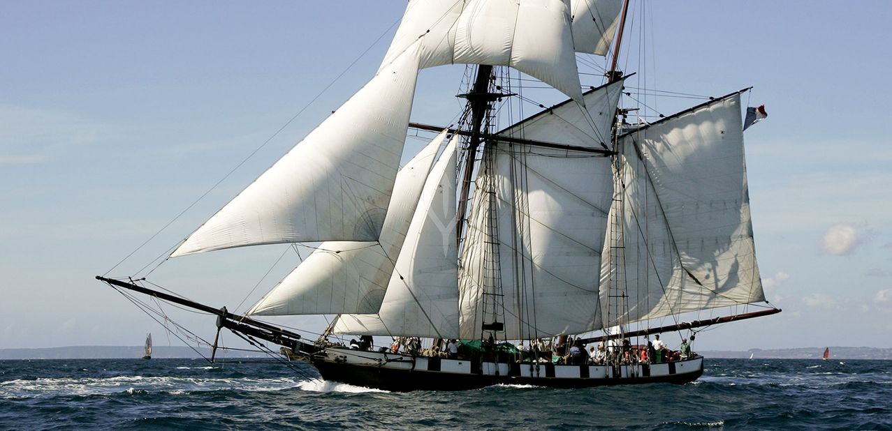 La Recouvrance Charter Yacht