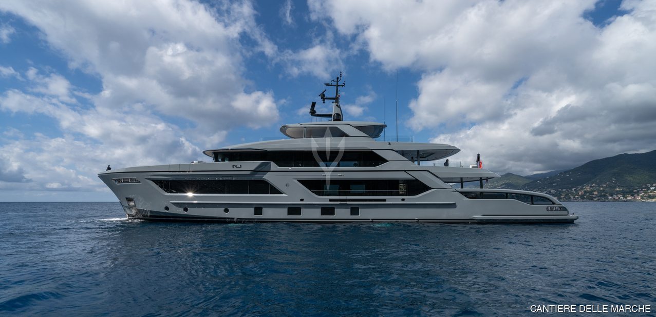 Parati Charter Yacht