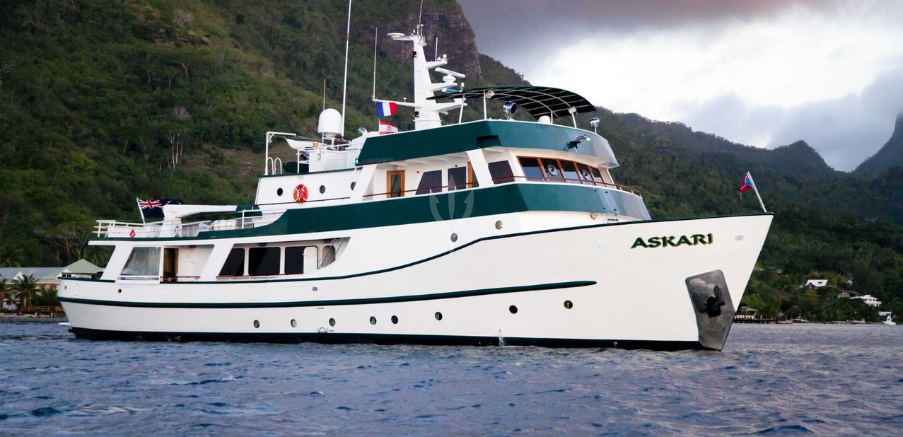 Askari Charter Yacht