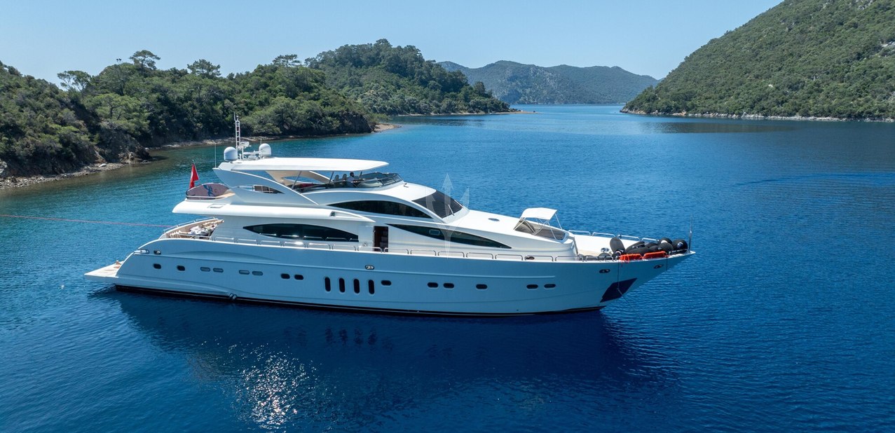 Coral Charter Yacht