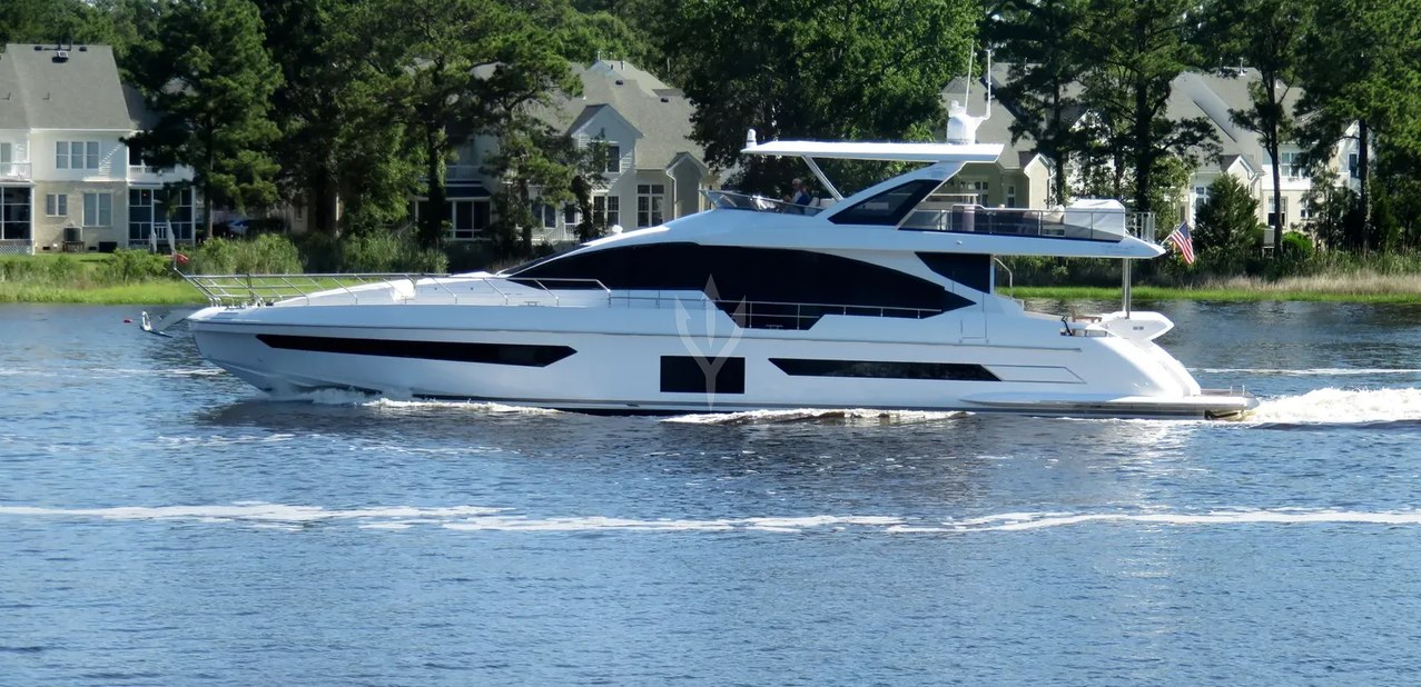 Matten One Charter Yacht