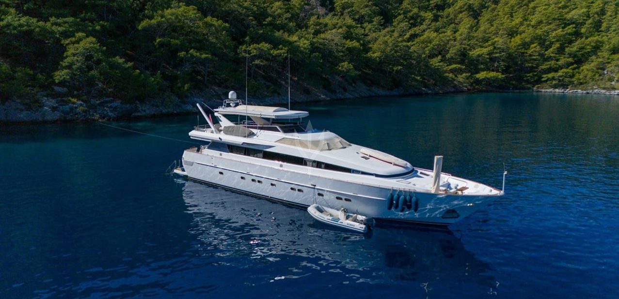 Armonia Charter Yacht