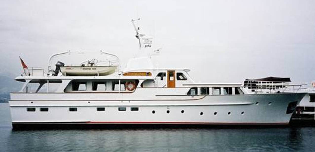 Kapal Charter Yacht