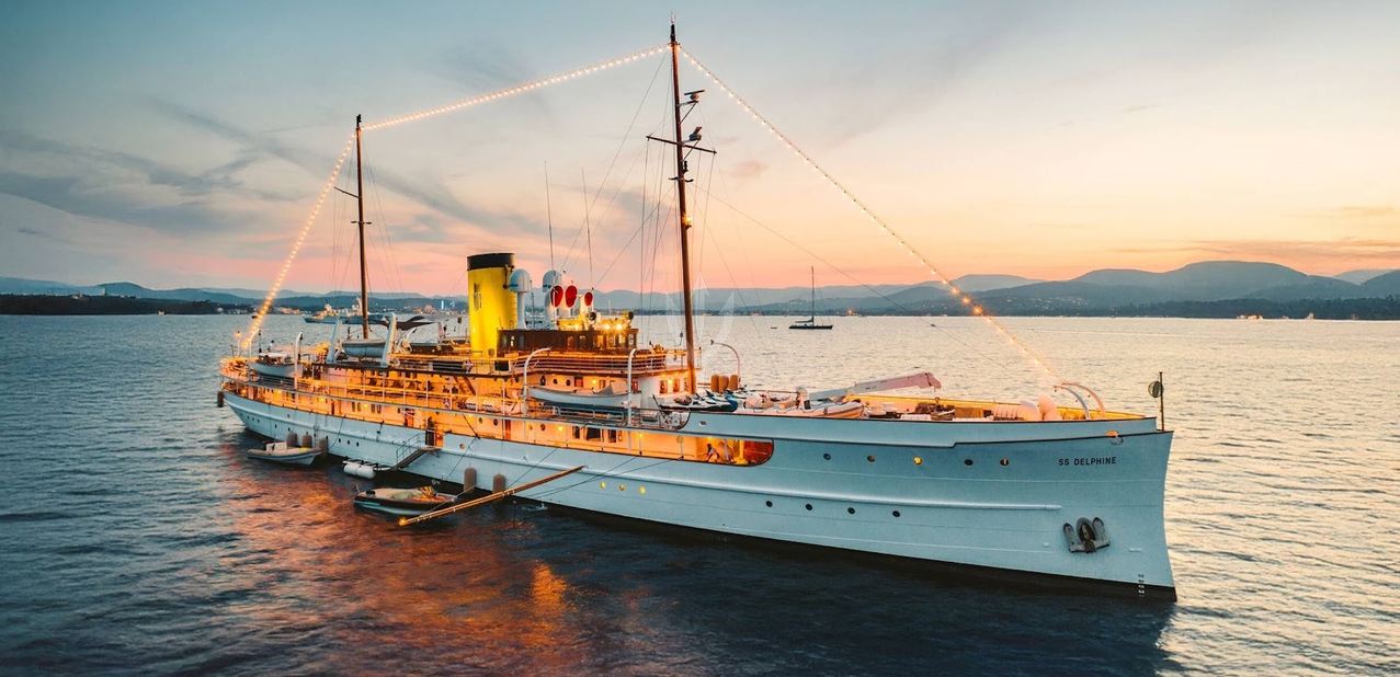 SS Delphine Charter Yacht