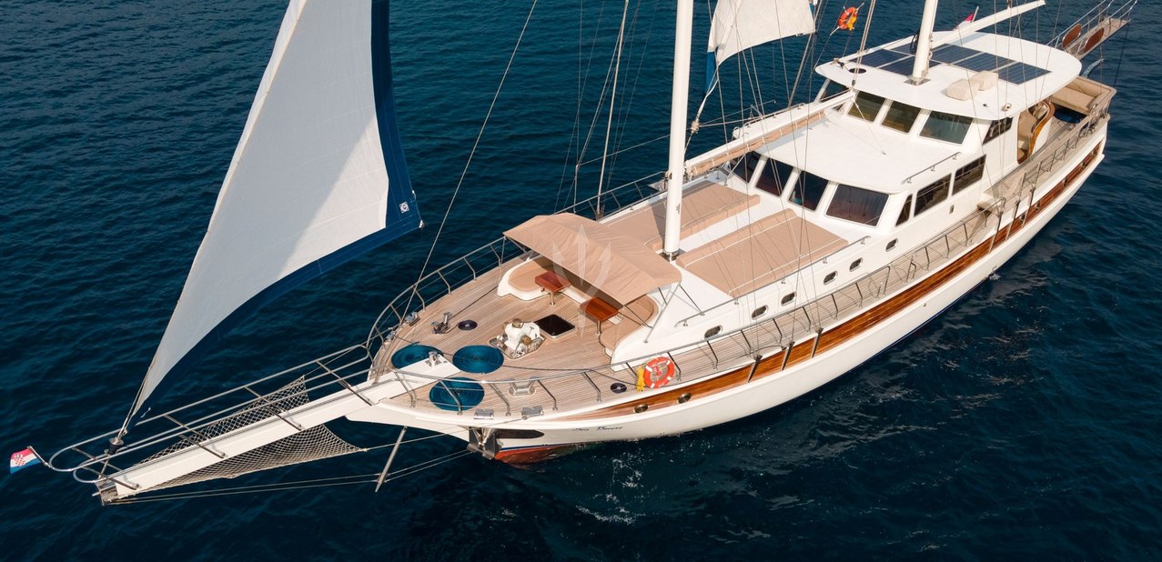 Sea Breeze Charter Yacht