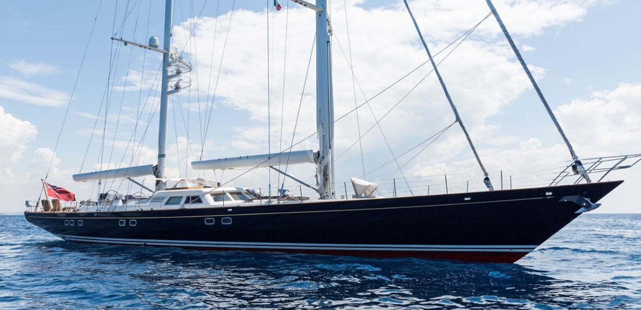 Yanneke Too Charter Yacht