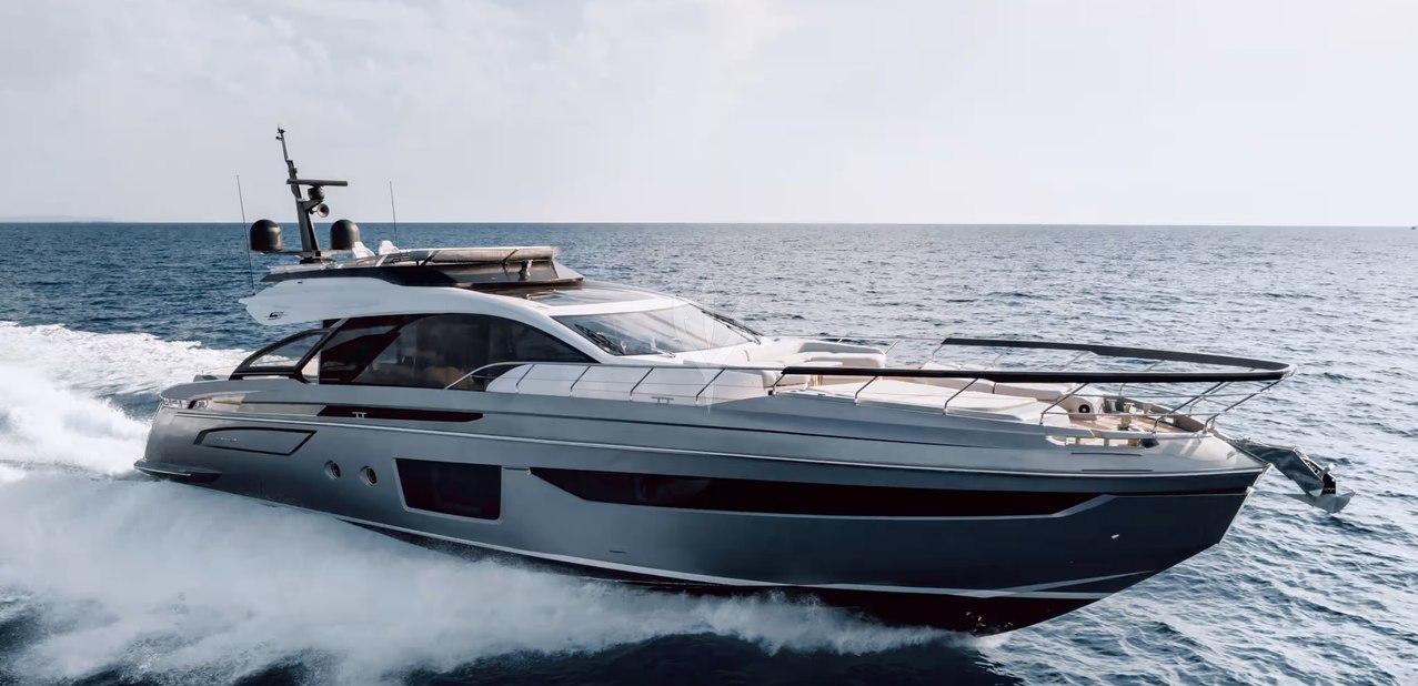 Azimut Grande S8/ 46 Charter Yacht