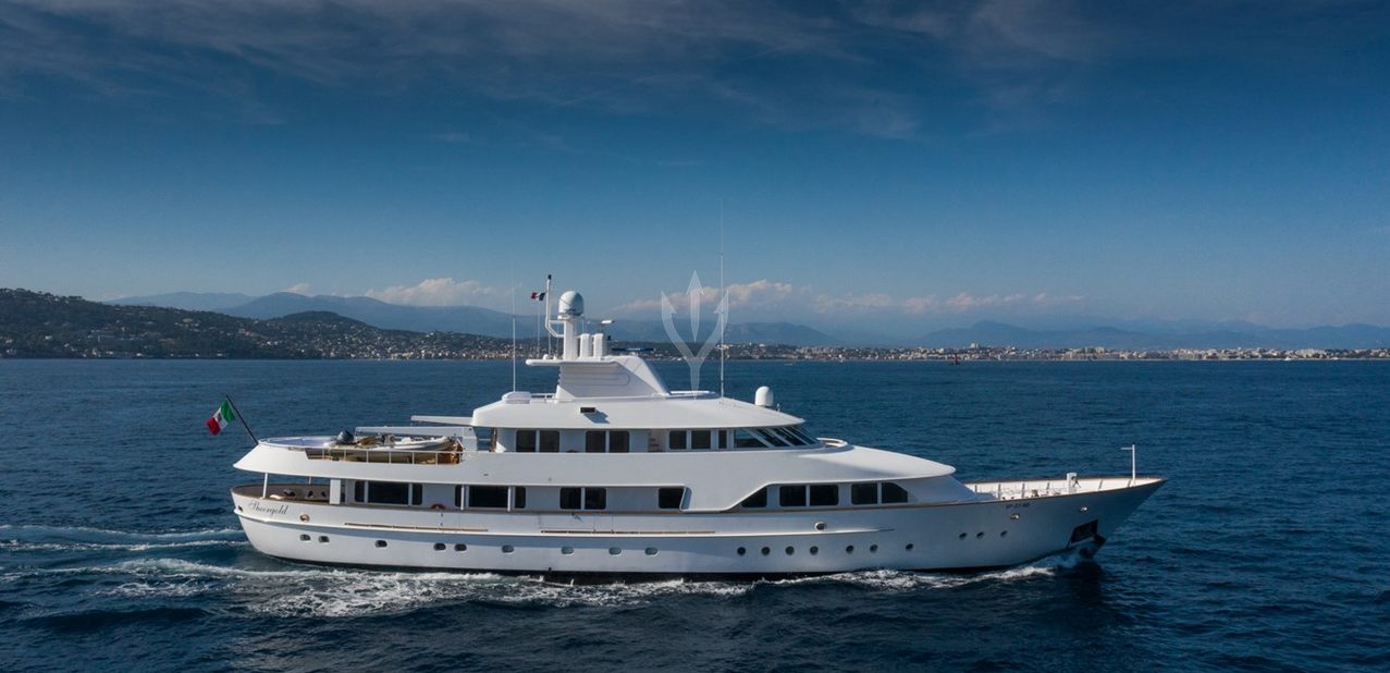 Sheergold Charter Yacht