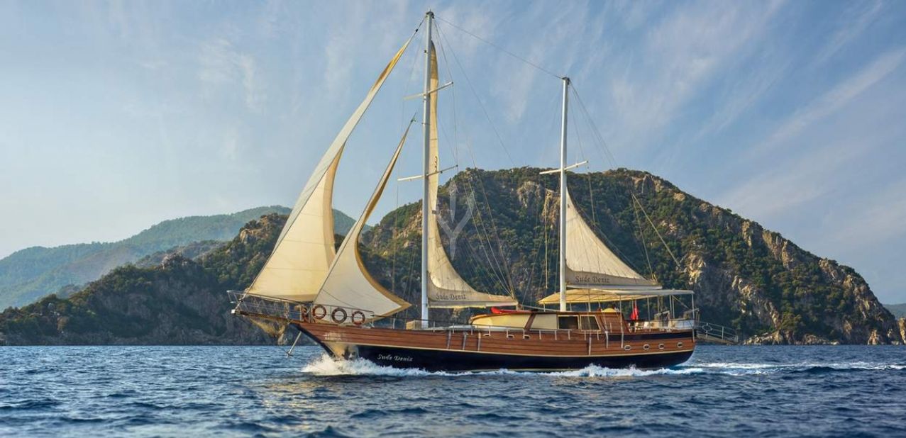Sude Deniz Charter Yacht