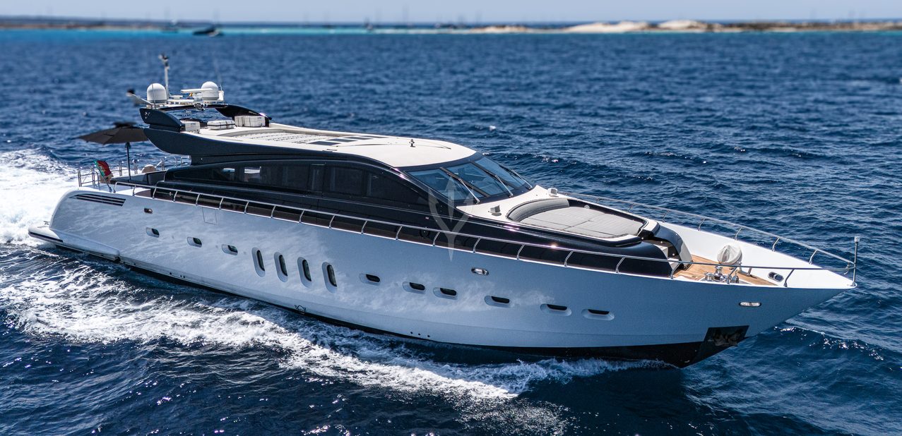 La Romana Charter Yacht