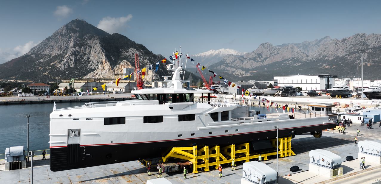 Emotional Charter Yacht