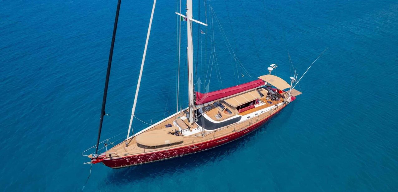 Lilla Charter Yacht