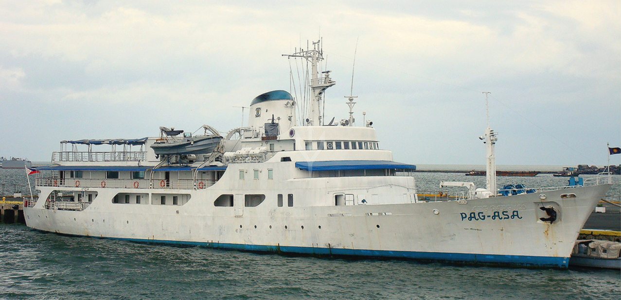Pag-asa Charter Yacht