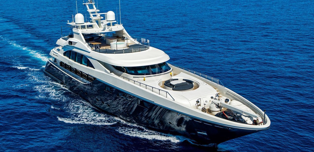 Zia Charter Yacht