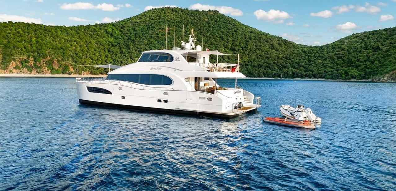 SeaGlass Charter Yacht