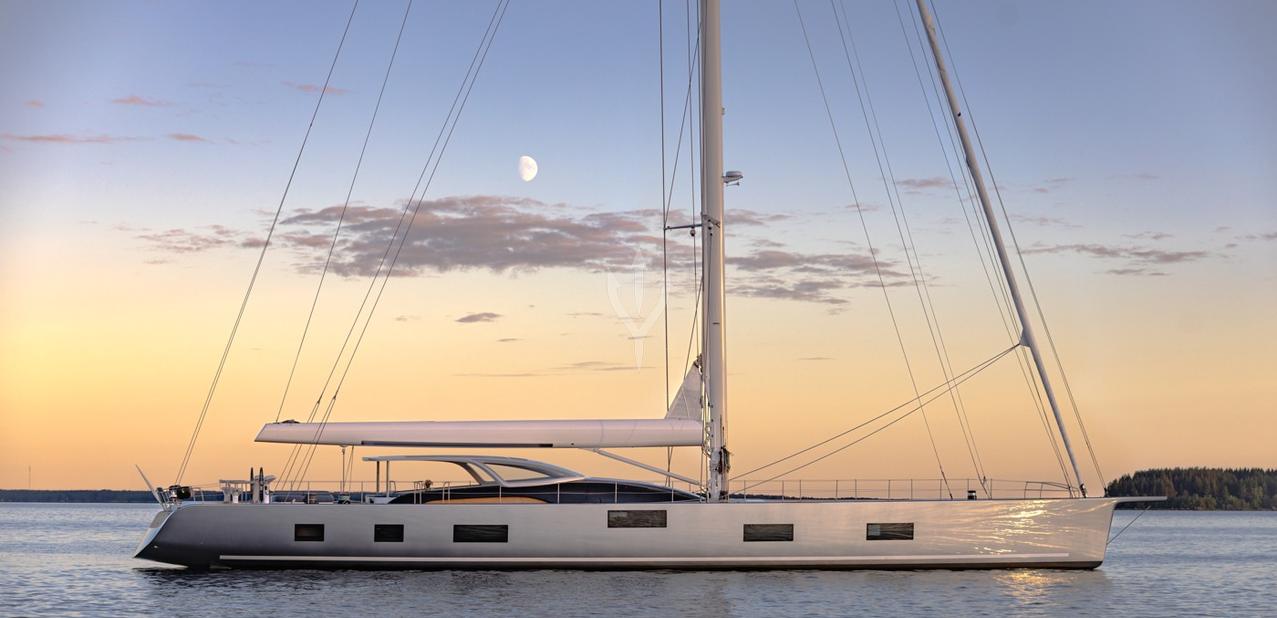 Alice Charter Yacht
