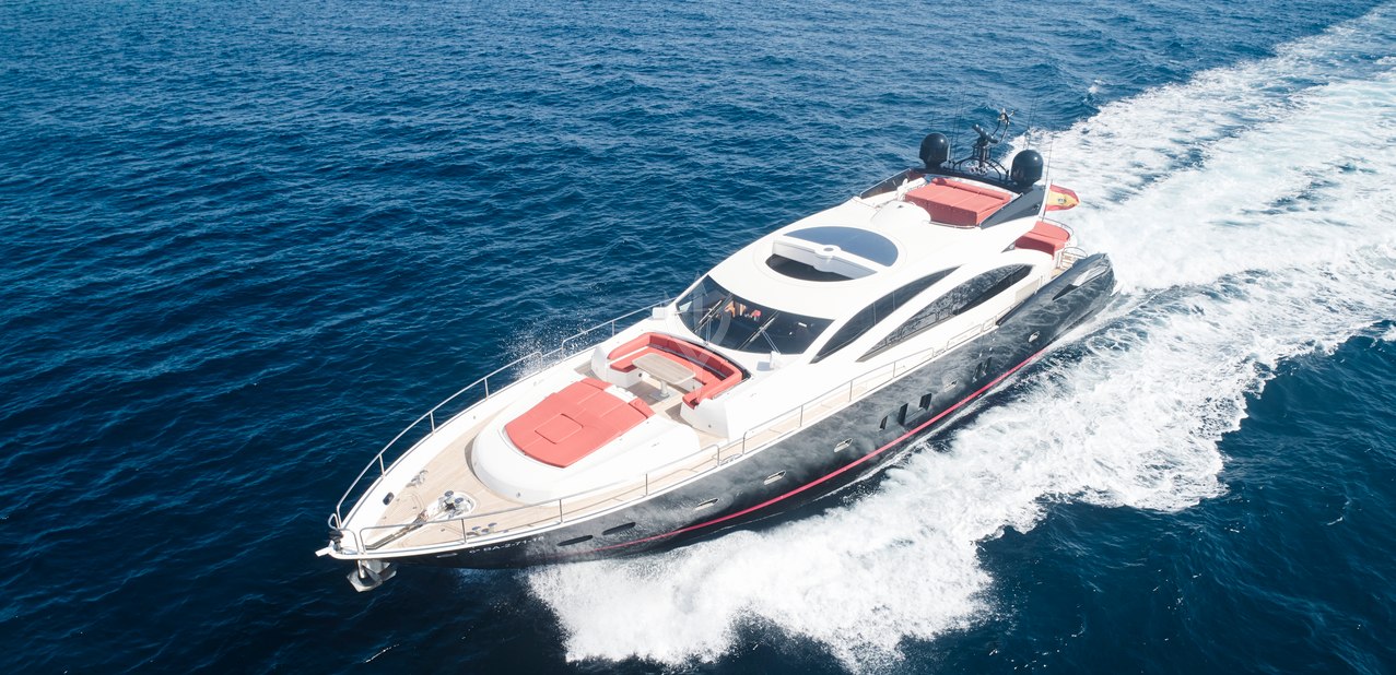Nova 92 Charter Yacht